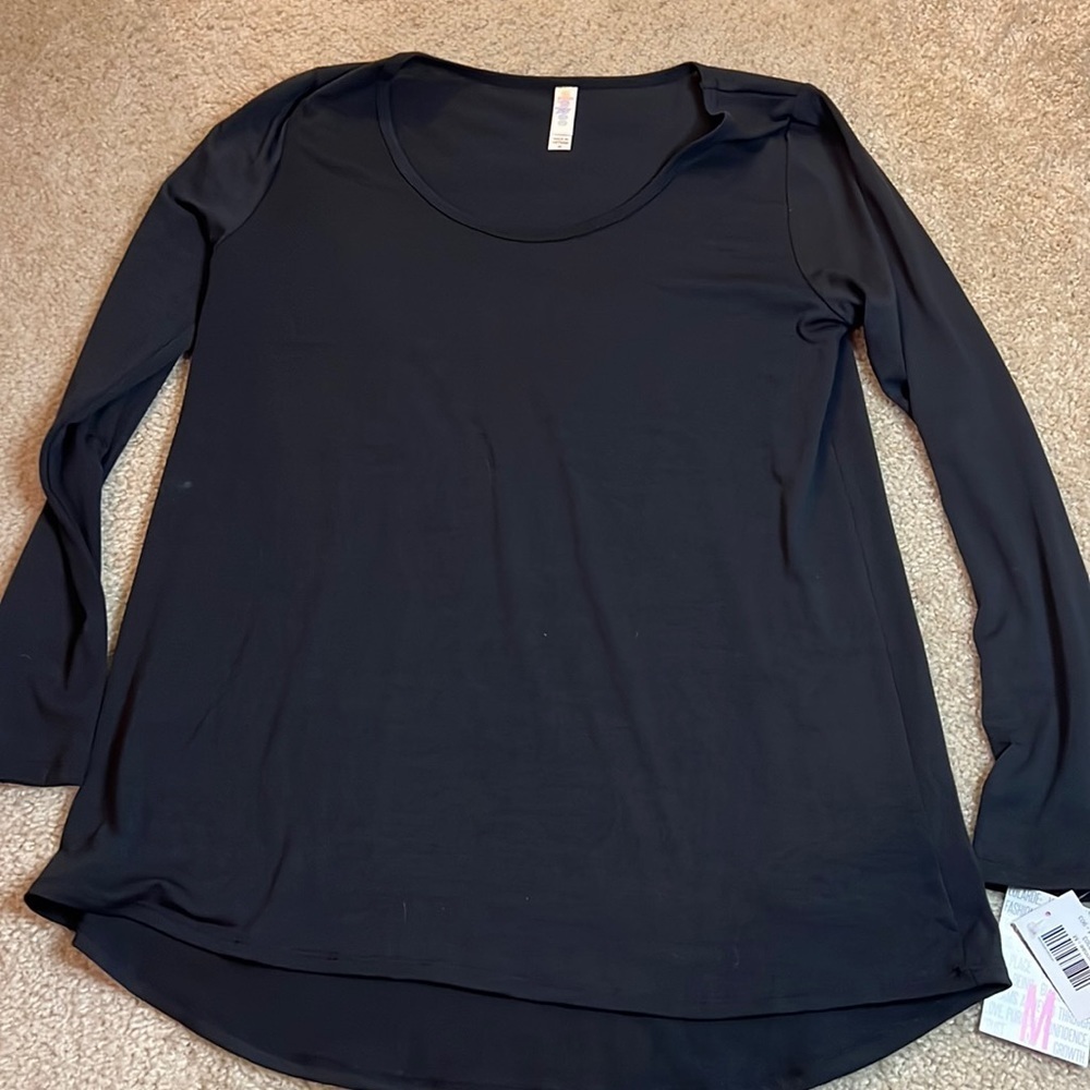 Lularoe Lynnae long sleeve top shirt black size medium